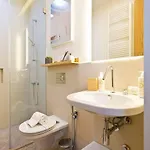 Boutique Rentals- Lovporto Ribeira Historic Center * Porto